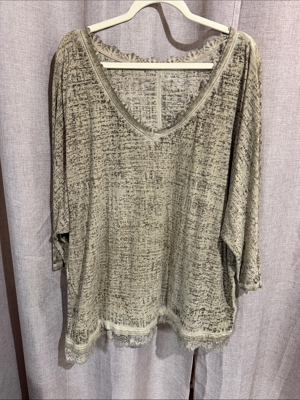 Lane Bryant Beige Marled Lace-Trim V-Neck Tunic